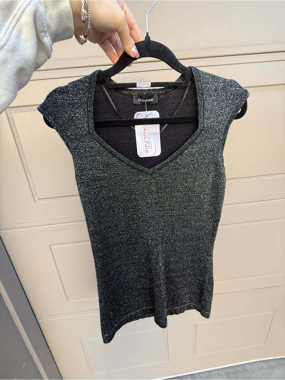 le chateau Shimmer V‑Neck Cap Sleeve Top Black